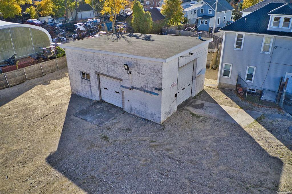 6 Chadwick St, Glen Cove, NY à louer Photo principale– Image 1 sur 7