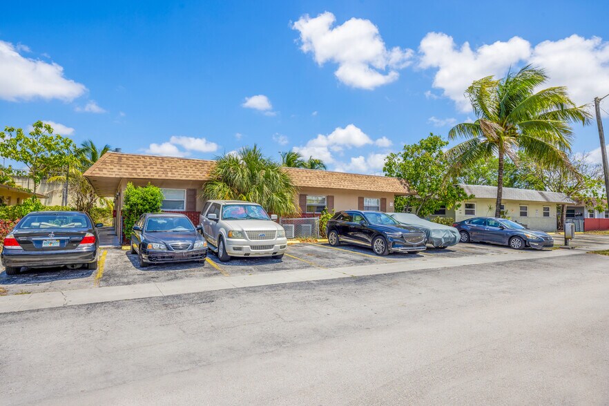 Lauderhill/Lauderdale Lakes Multifamily portefeuille de 3 biens à vendre sur LoopNet.fr - Photo de l’immeuble – Image 2 sur 6