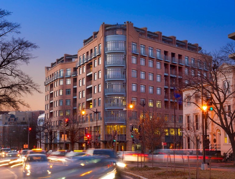 2401 Pennsylvania Ave NW, Washington, DC à louer - Photo de l’immeuble – Image 3 sur 12