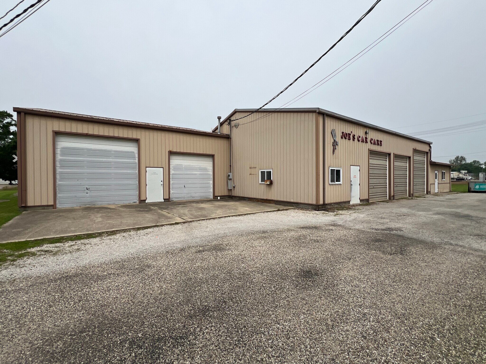 202 N. Sixth St, Altamont, IL à vendre Photo principale– Image 1 sur 21