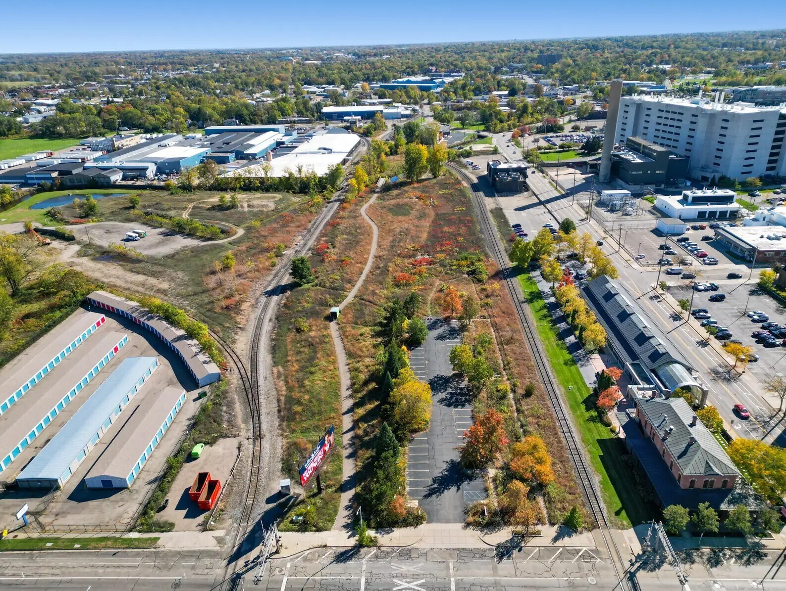 426 E Michigan Ave, Kalamazoo, MI à vendre Photo principale– Image 1 sur 4