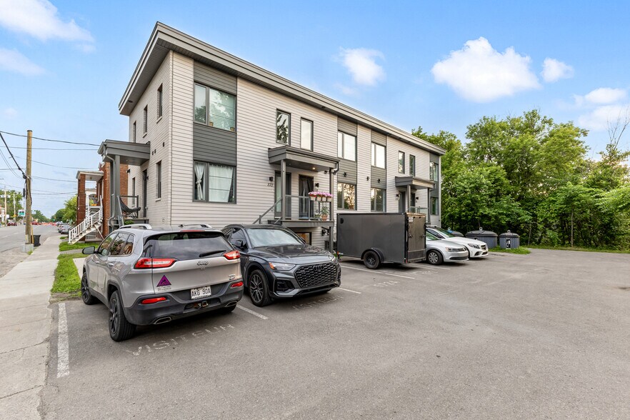 586 Rue Labelle, Saint-jerome, QC à vendre - Photo de l’immeuble – Image 1 sur 11