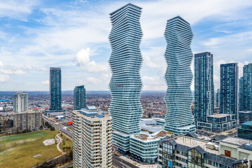 M City 2, Mississauga, ON à louer - Photo de l’immeuble – Image 2 sur 5