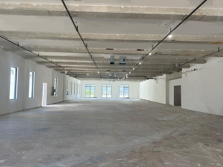 7275 NW 1st Ct, Miami, FL à louer - Photo intérieure – Image 3 sur 9