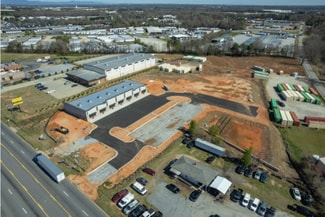 Plus de détails pour 1967 S Carolina 101, Greer, SC - Local commercial à louer