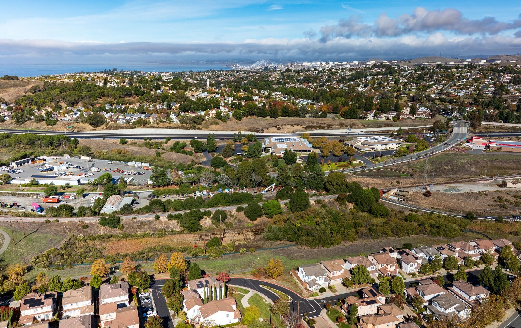 000 Palm Ave, Hercules, CA à vendre Photo principale– Image 1 sur 6