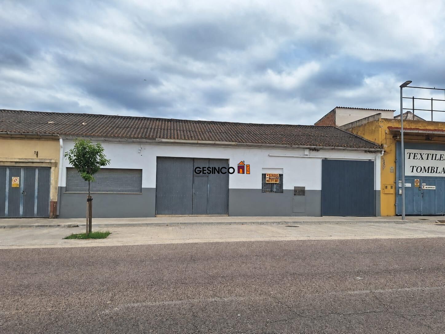 Industriel/Logistique dans La Llosa de Ranes, Valencia à vendre Photo de l’immeuble– Image 1 sur 8