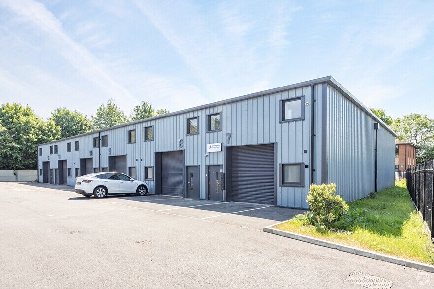 21 Artillery Rd, Yeovil à vendre - Photo principale – Image 1 sur 3