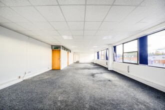 3 Vigo Pl, Walsall à louer Photo intérieure– Image 1 sur 2