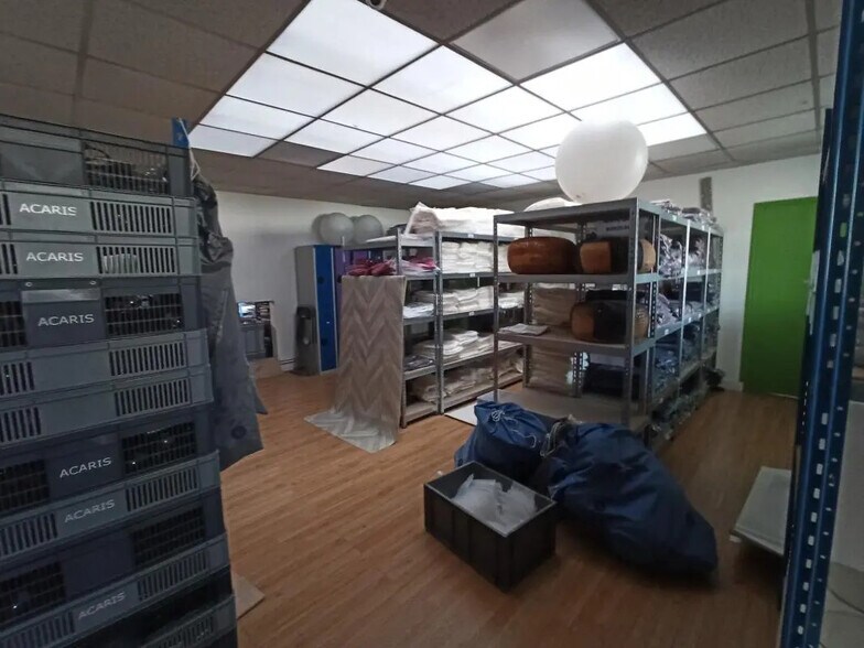 Local d’activités dans Argenteuil à louer - Photo intérieure – Image 3 sur 8