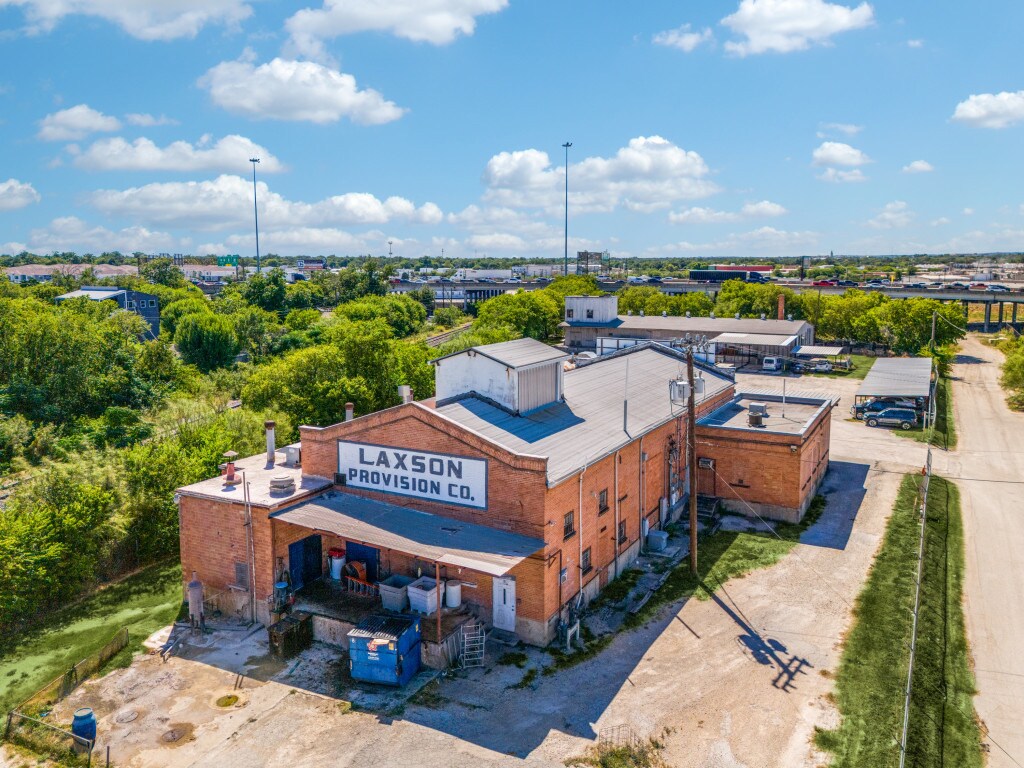 264 W Lachapelle, San Antonio, TX à vendre Photo de l’immeuble– Image 1 sur 12