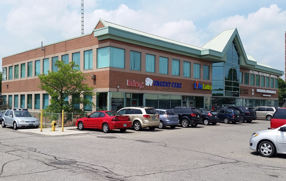 751 Victoria St S, Kitchener, ON à louer - Photo de l’immeuble – Image 3 sur 3