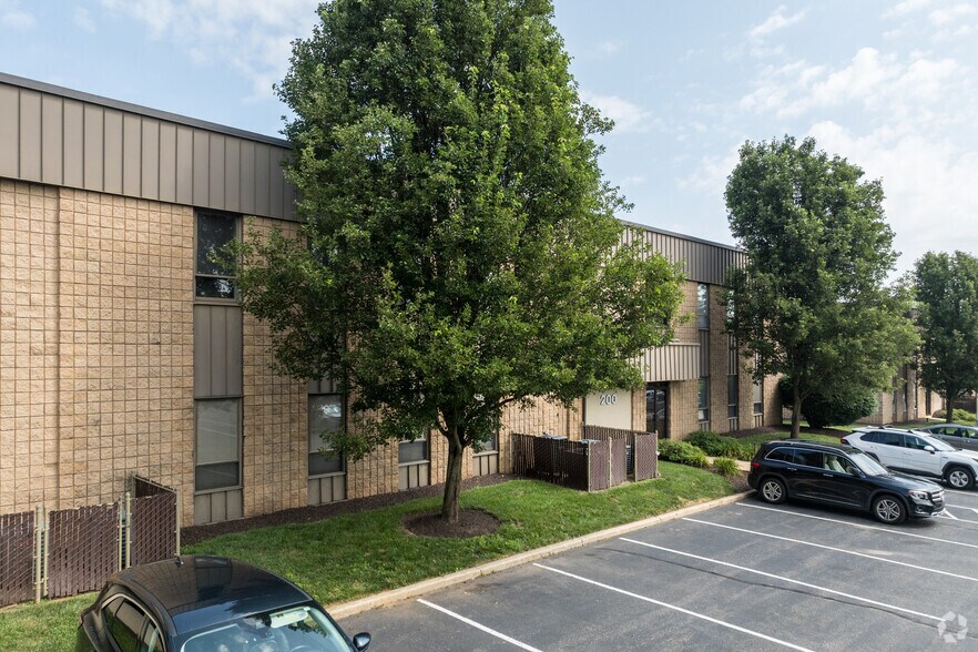 6 Dickinson Dr, Chadds Ford, PA à vendre - Photo de l’immeuble – Image 3 sur 4