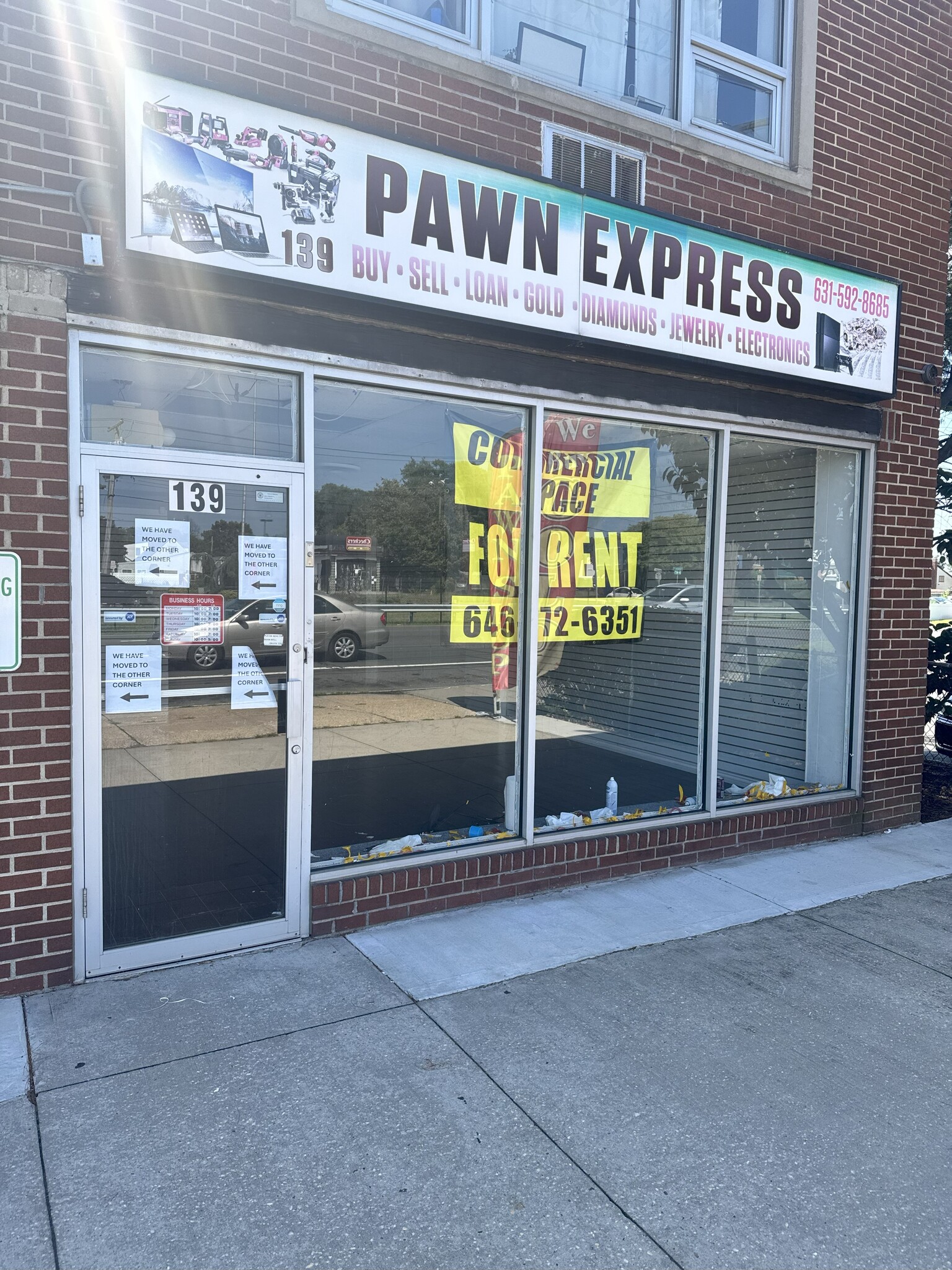 145 E Sunrise Hwy, Lindenhurst, NY à louer Photo intérieure– Image 1 sur 9
