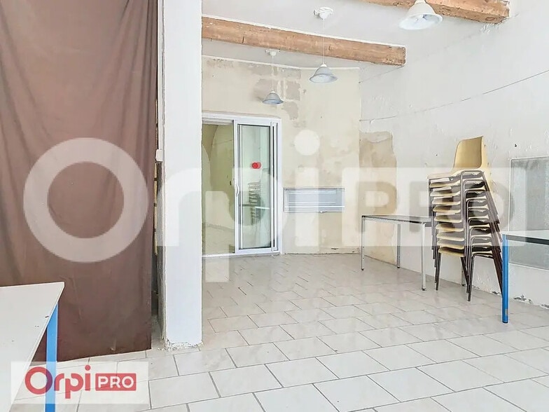Local commercial dans Lunel à vendre - Photo de l’immeuble – Image 2 sur 10