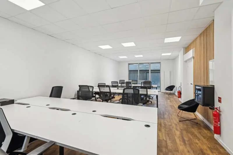 Bureau dans Paris à louer - Photo de l’immeuble – Image 3 sur 7