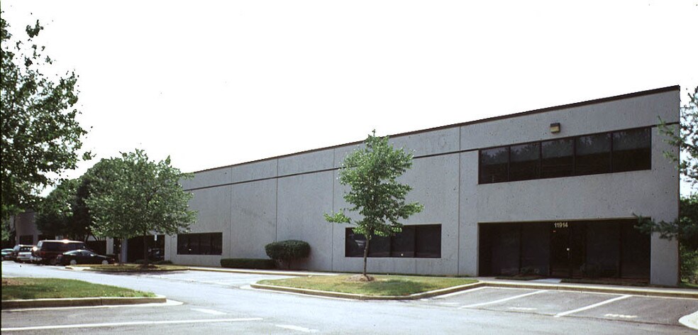 11900-11914 Old Baltimore Pike, Beltsville, MD à louer - Photo de l’immeuble – Image 2 sur 11