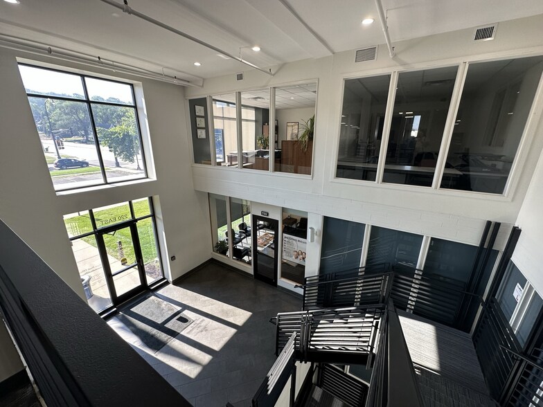 220 Main St E, Mankato, MN à louer - Photo intérieure – Image 3 sur 12