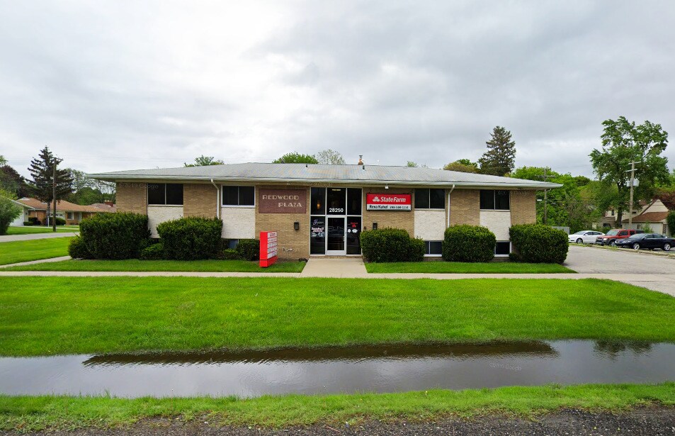 28250 Southfield Rd, Lathrup Village, MI à louer Photo de l’immeuble– Image 1 sur 4