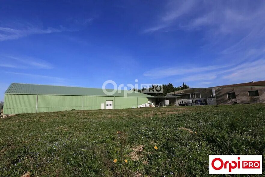 Industriel/Logistique dans Valence à vendre - Photo de l’immeuble – Image 1 sur 9