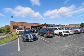9309-9319 Cincinnati-Columbus Rd, West Chester, OH à louer Photo intérieure– Image 1 sur 26