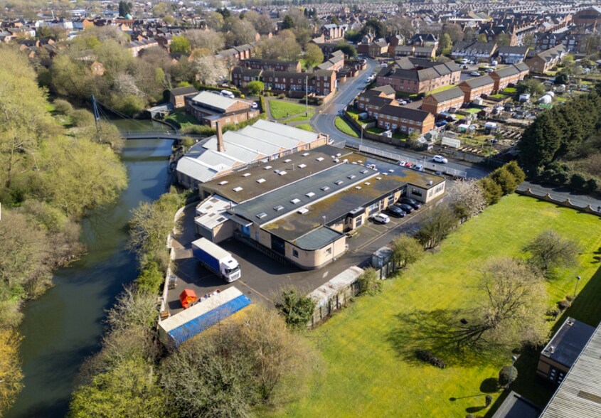 124 Ross Walk, Leicester à vendre - Photo de l’immeuble – Image 3 sur 8