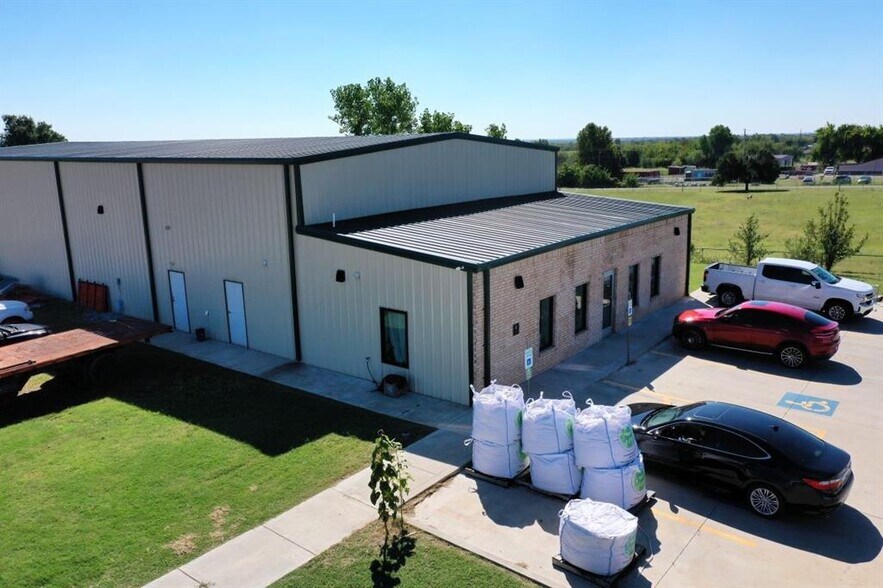 10000 S Sunnylane Rd, Moore, OK à vendre - Photo principale – Image 1 sur 18