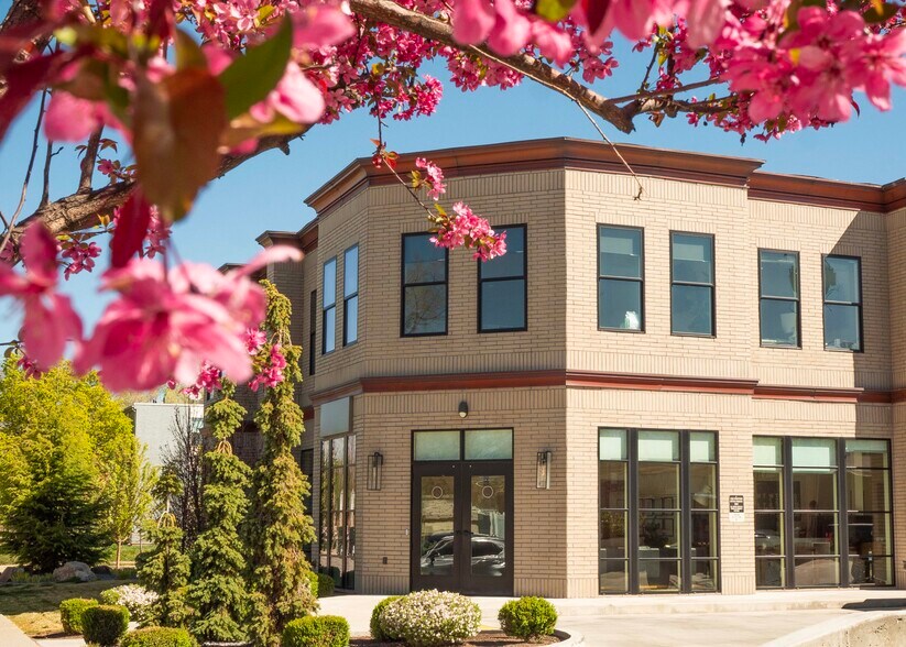 1586 E Stratford Ave, Salt Lake City, UT à louer - Photo principale – Image 1 sur 4