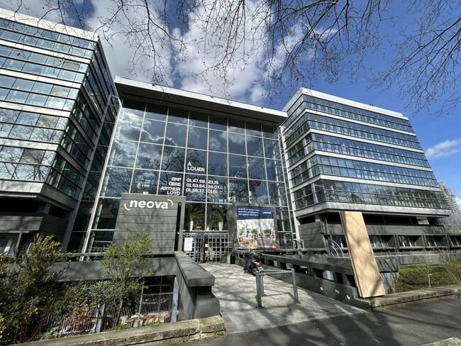 Plus de détails pour 345 Avenue Georges Clemenceau, Nanterre - Bureau à louer