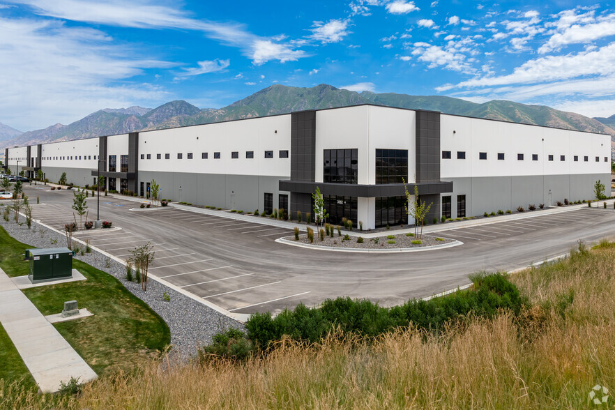 2700 N Main St, Spanish Fork, UT à louer - Photo de l’immeuble – Image 1 sur 35