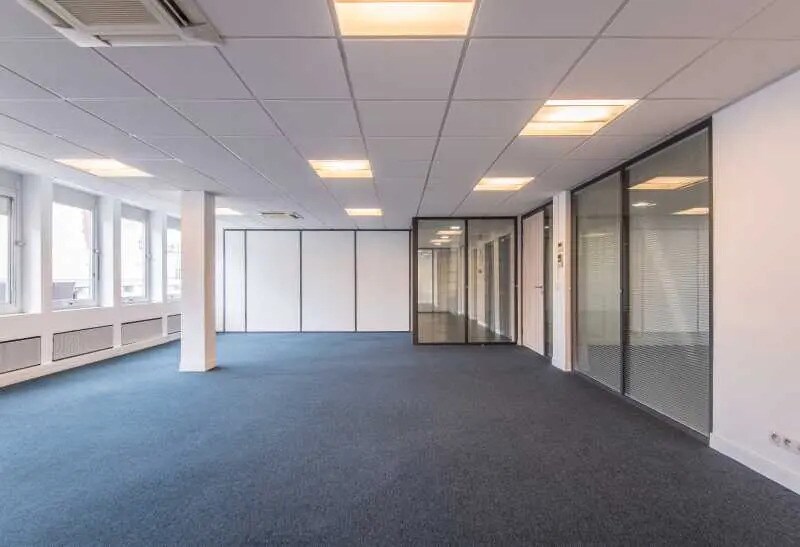 Bureau dans Paris à louer - Photo intérieure – Image 2 sur 3