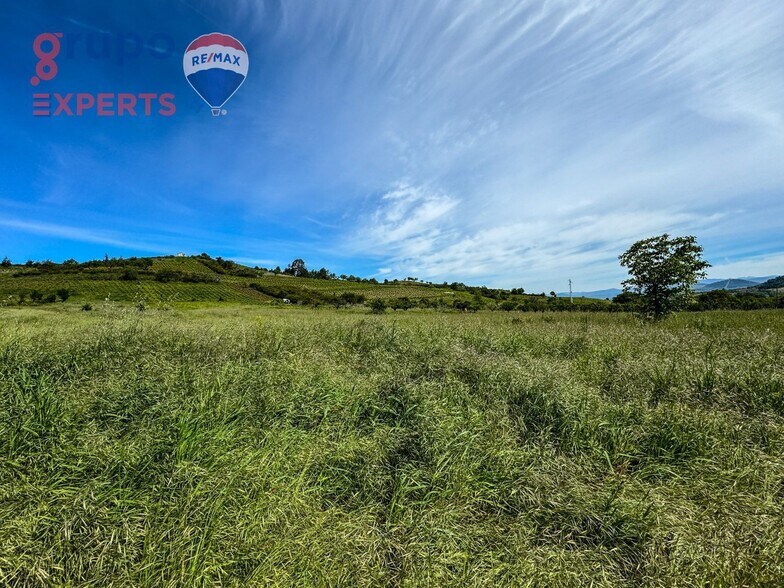 Poligono, 56, Ponferrada, León à vendre - Photo de l’immeuble – Image 2 sur 28