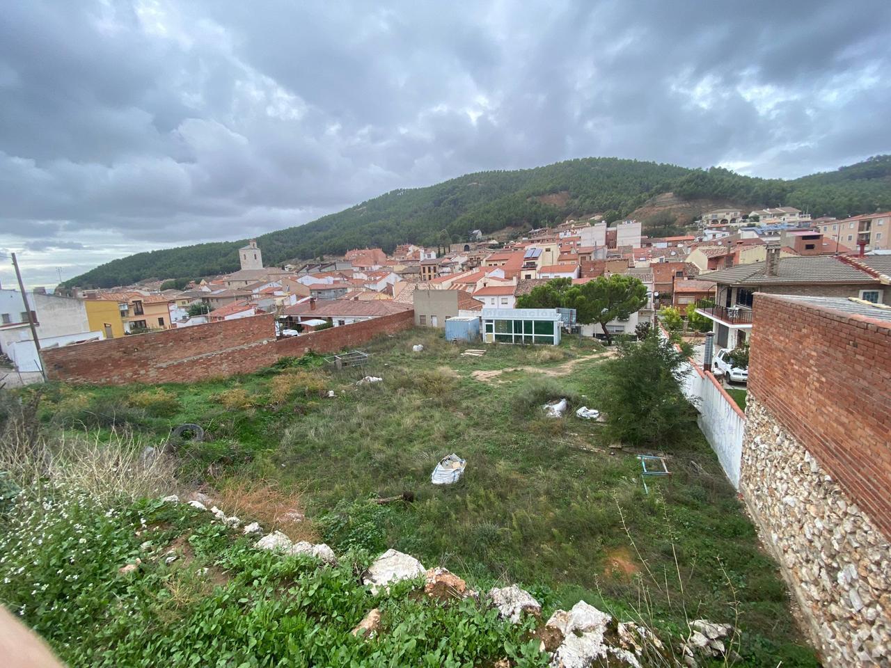 Terrain dans Chiloeches, Guadalajara à vendre Photo principale– Image 1 sur 3