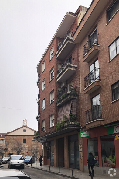 Calle Padre Juan Mariana, 1, Talavera de la Reina, Toledo à vendre - Photo de l’immeuble – Image 2 sur 2