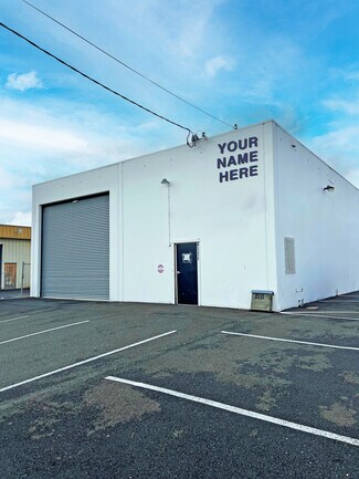 Plus de détails pour 2111 Bluebell Dr, Santa Rosa, CA - Industriel/Logistique à vendre