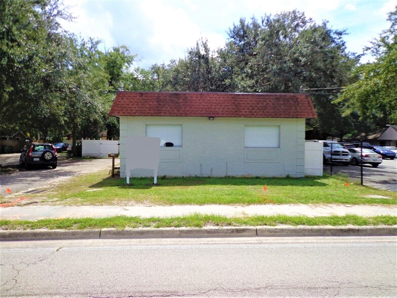 1904 W Waters Ave, Tampa, FL à vendre - Photo de l’immeuble – Image 2 sur 22