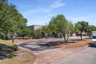 10420 Metric Blvd, Austin, TX à louer Photo intérieure– Image 2 sur 36