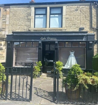 Plus de détails pour 17 Accrington Rd, Clitheroe - Local commercial à vendre
