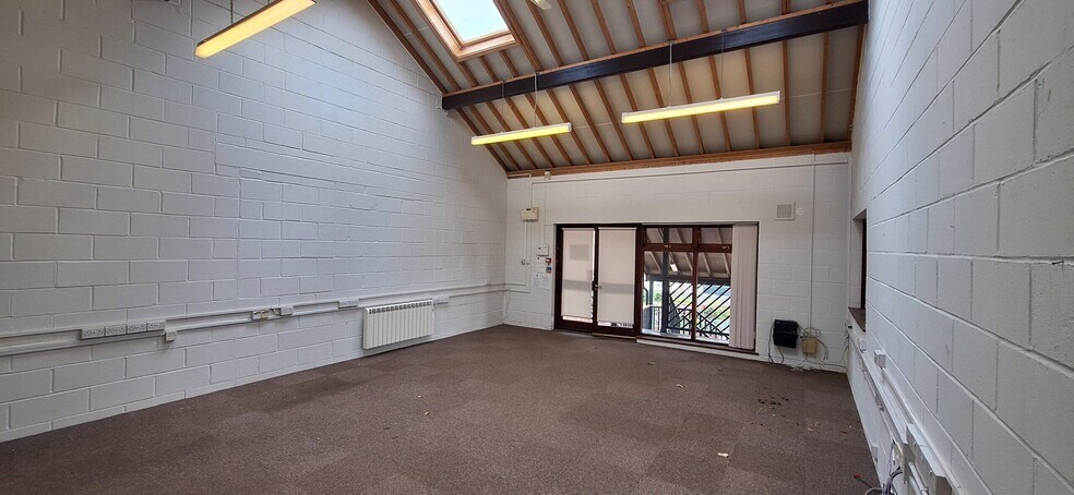 6 Brighton Rd, Horsham à louer - Photo de l’immeuble – Image 3 sur 4