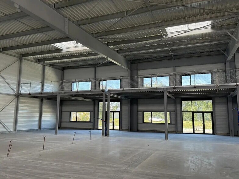 Local d'activités dans Thouaré-sur-Loire à vendre - Photo intérieure – Image 2 sur 5