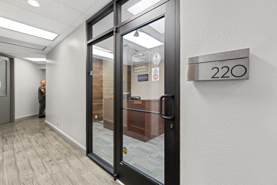 5545 Fredericksburg Rd, San Antonio, TX à louer - Photo intérieure – Image 3 sur 22