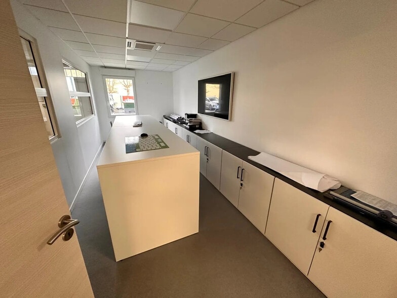 Rue De L'Escaut, Reims à louer - Photo intérieure – Image 3 sur 22