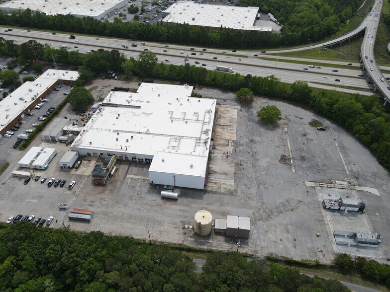 5000 Lacross Rd, North Charleston, SC à louer - Photo de l’immeuble – Image 2 sur 9