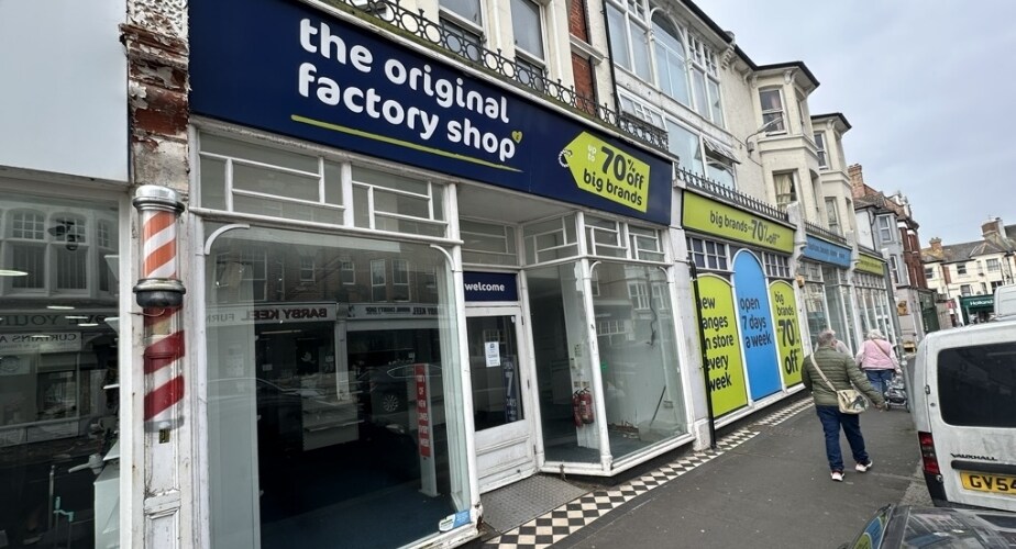 8-12 St Leonards Rd, Bexhill On Sea à louer - Photo de l’immeuble – Image 3 sur 3