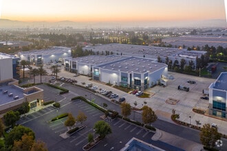 11559 Foothill Blvd, Rancho Cucamonga, CA - VUE AÉRIENNE  vue de carte