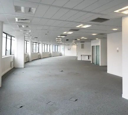 20 Rue Ampère, Massy à louer - Photo de l’immeuble – Image 2 sur 6