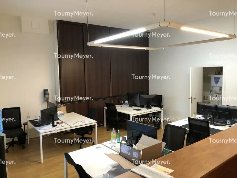 Bureau dans Bordeaux à louer - Photo de l’immeuble – Image 1 sur 4