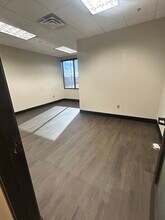 14001 McAuley Blvd, Oklahoma City, OK à louer Photo intérieure– Image 1 sur 3