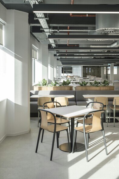 9 Prescot St, Londres à louer - Photo de l’immeuble – Image 1 sur 42