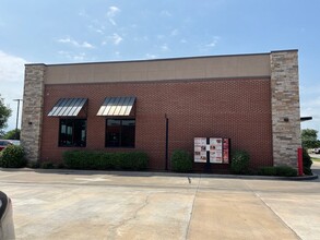2305 S Telephone Rd, Moore, OK à louer Photo de l’immeuble– Image 2 sur 10